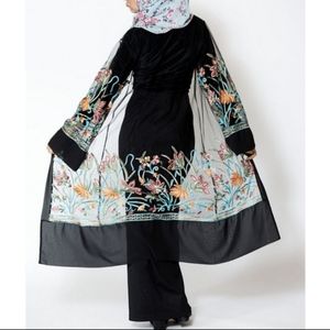 Urban Modesty Black Floral Embroidered Duster Xxl